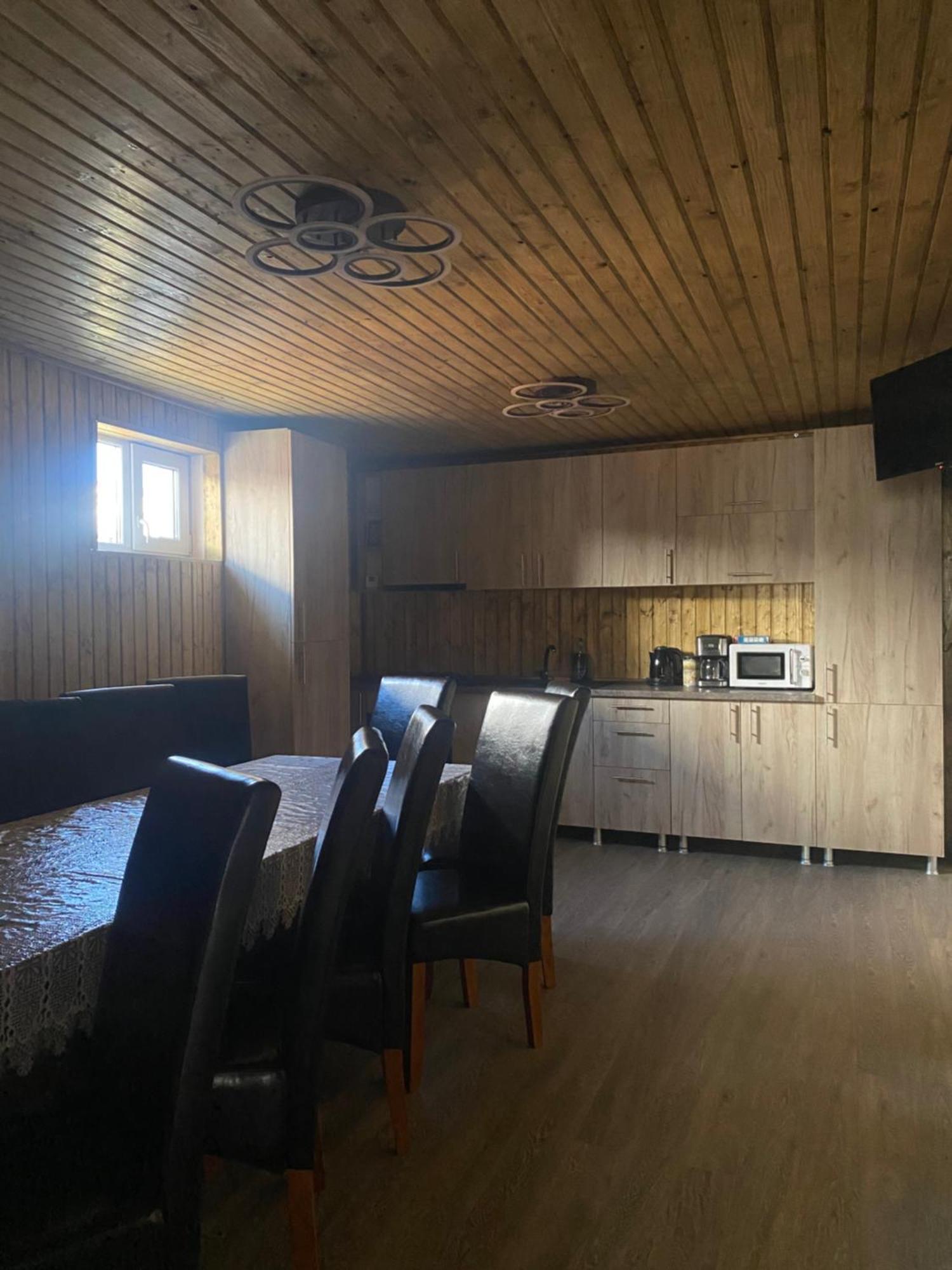 ホテル Casa Blendea Daniela Cîrţişoara エクステリア 写真